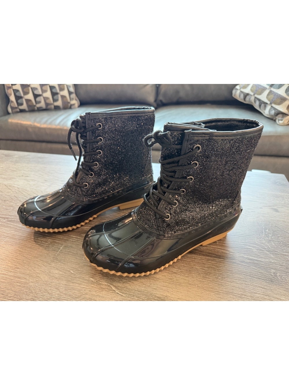 Sugar SGR-SKIPPER Black Glitter Duck Boots Women’s Size 7 Lace Up Rain Boots